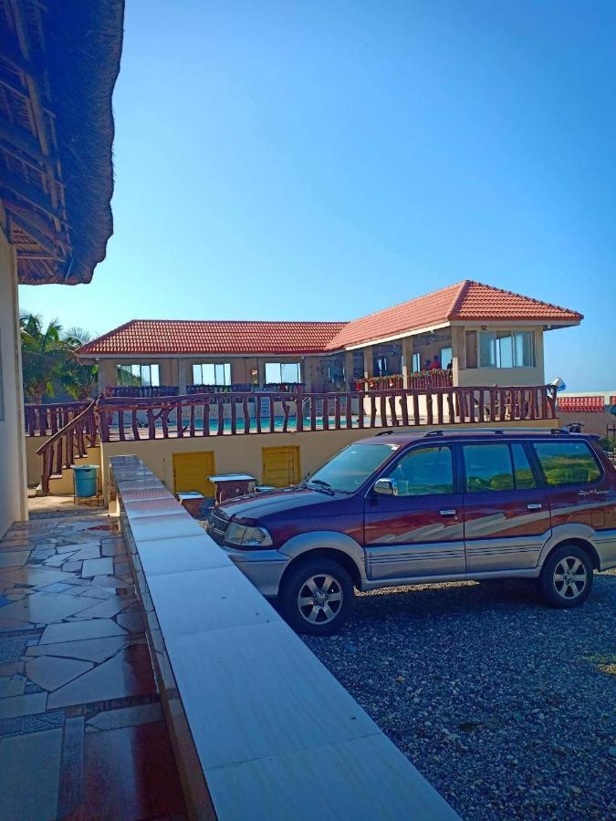 Amerie Rae Resorts Bangui Dış mekan fotoğraf